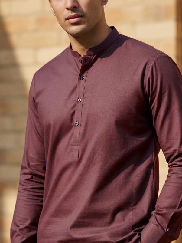 Men's maroon shalwar kameez, mandarin collar close-up