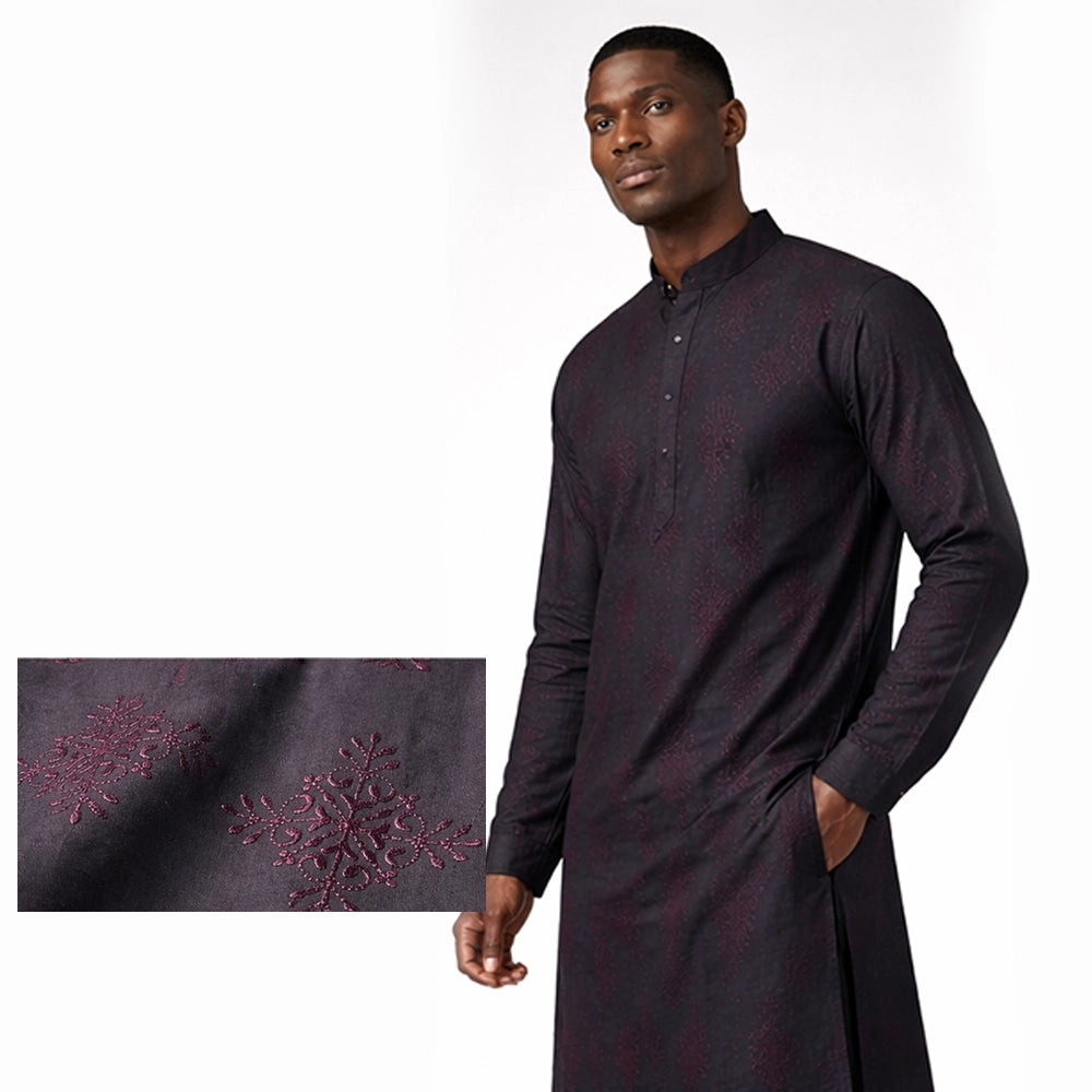 Men's dark maroon kurta with fabric detail