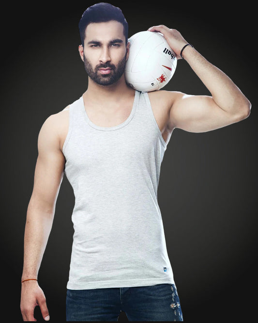 Why Cotton is the Best Fabric for Summer Vests