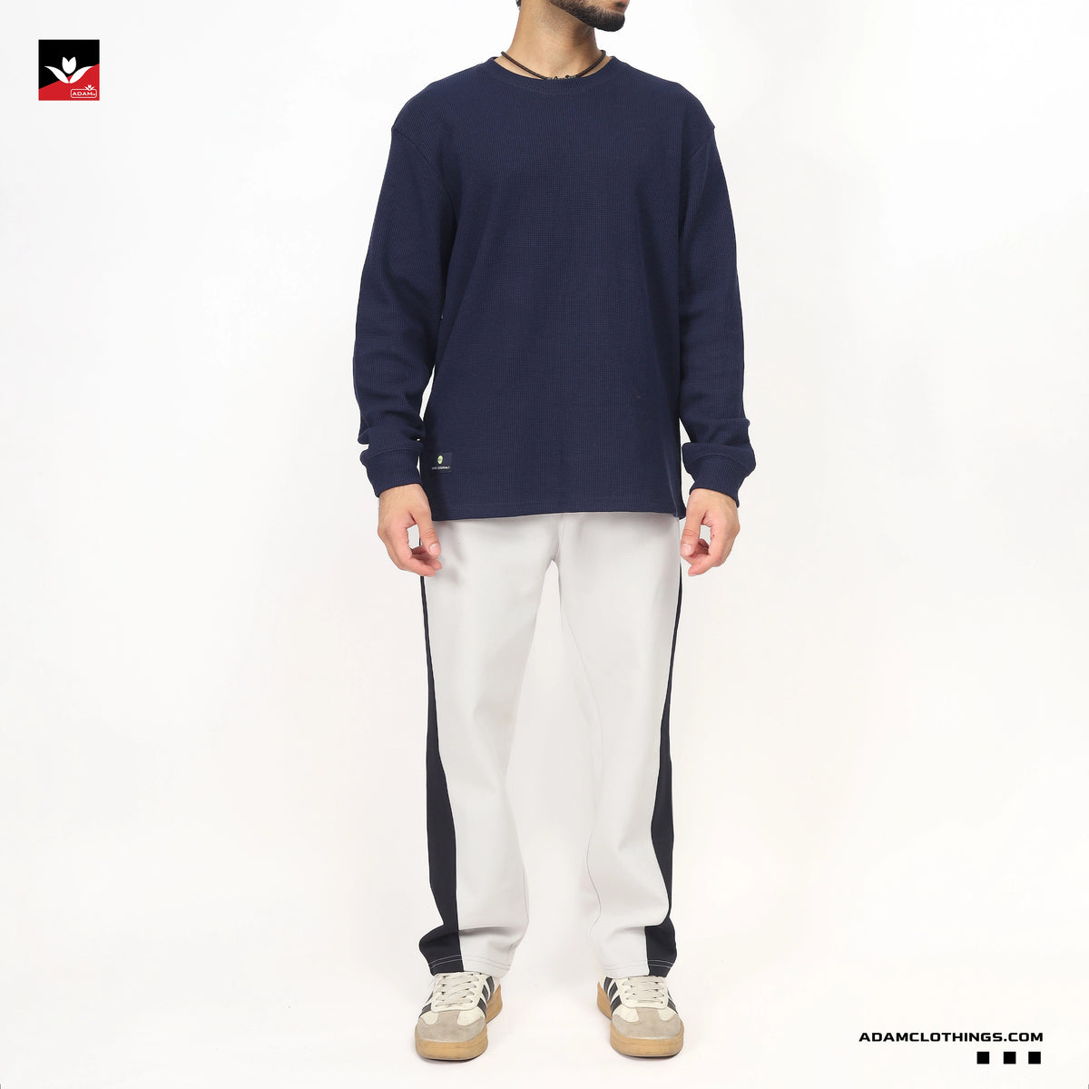 WAFFLE KNIT TEXTURED NAVY SWEATSHIRT