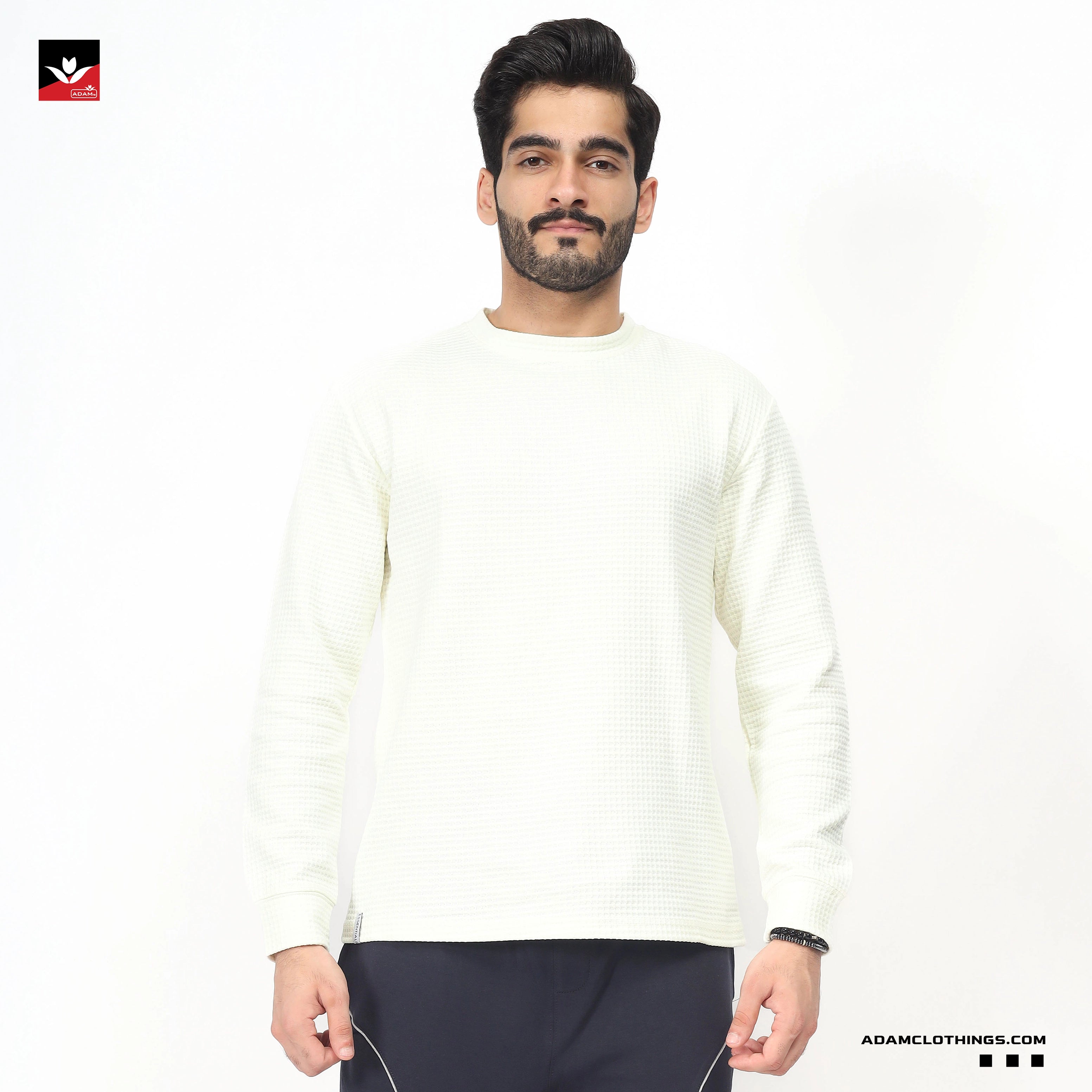 WAFFLE KNIT TEXTURED WHITE SWEATSHIRT