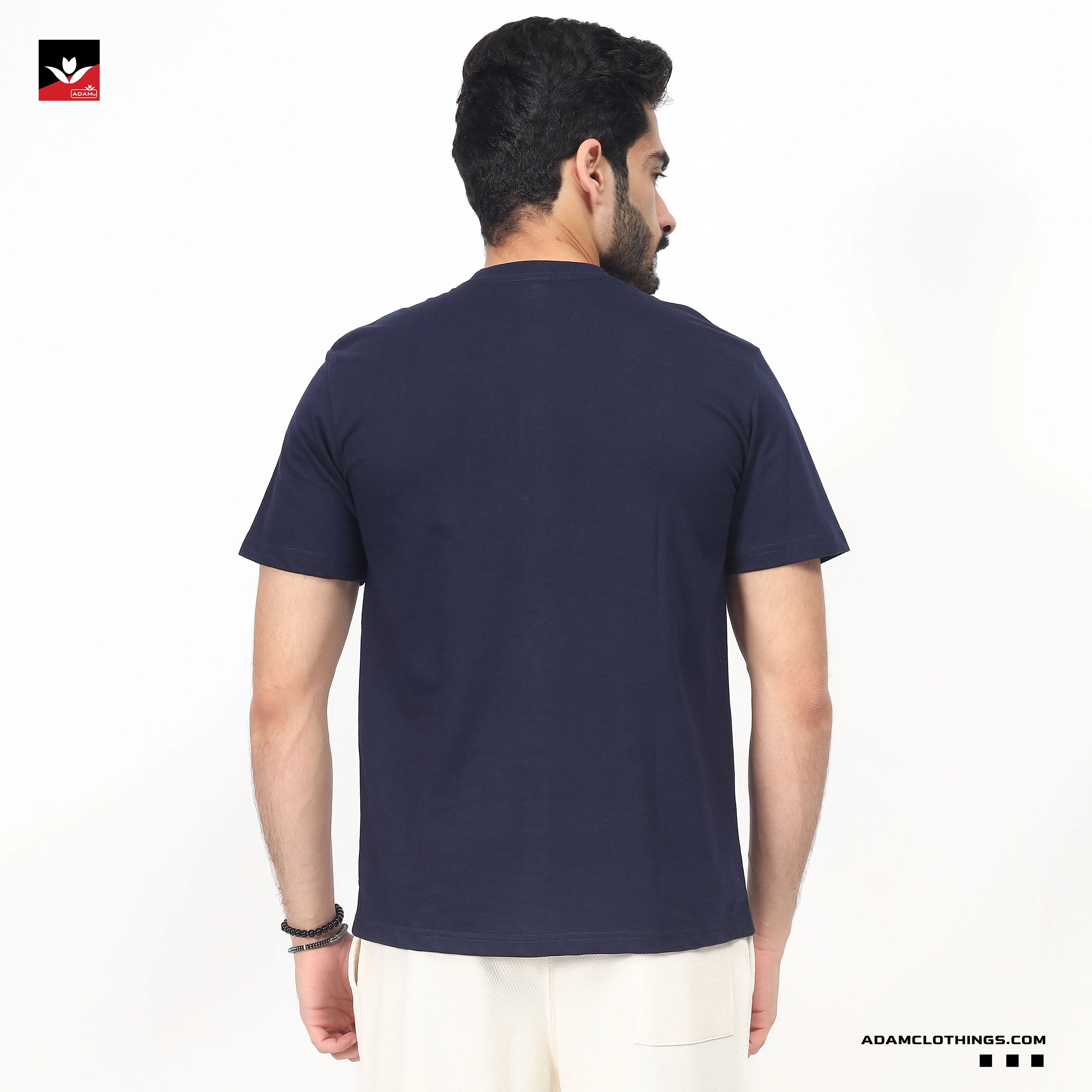 NAVY GRAPHIC TEE SHIRT