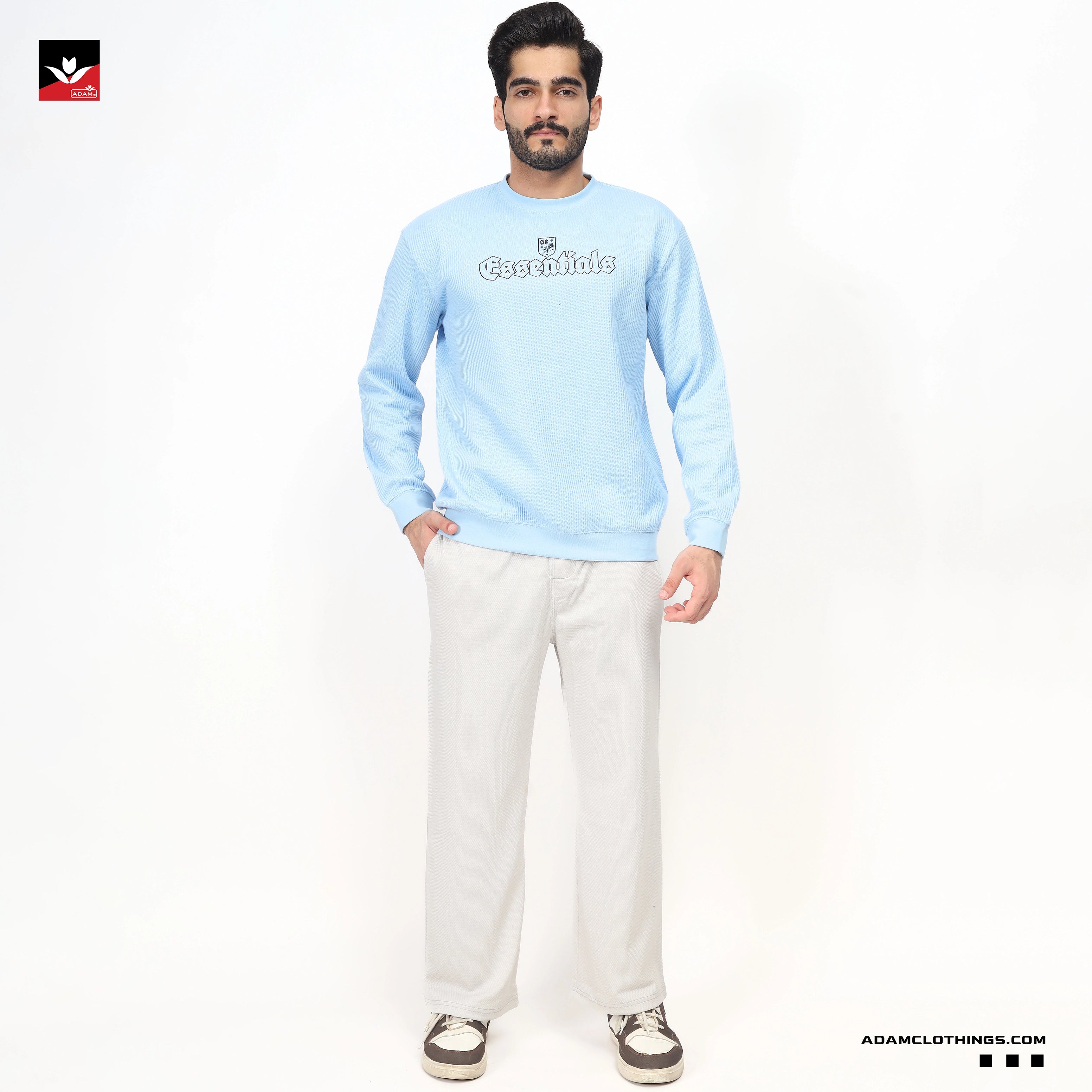 TEXTURED WAFFLE KNIT SKY SWEATSHIRT