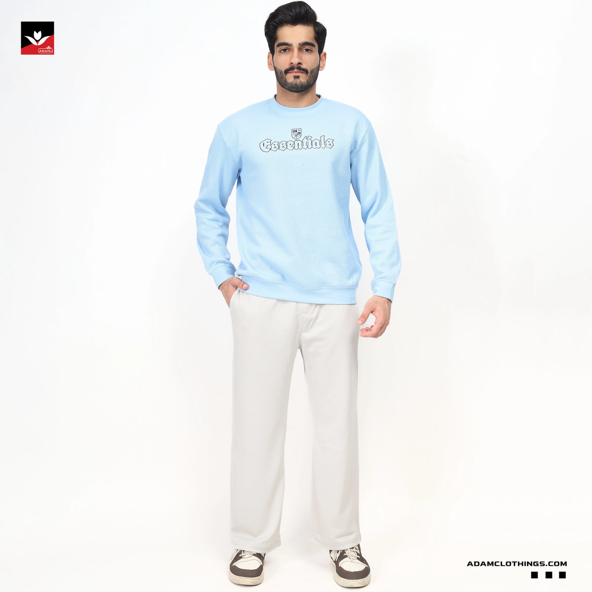 TEXTURED WAFFLE KNIT SKY SWEATSHIRT