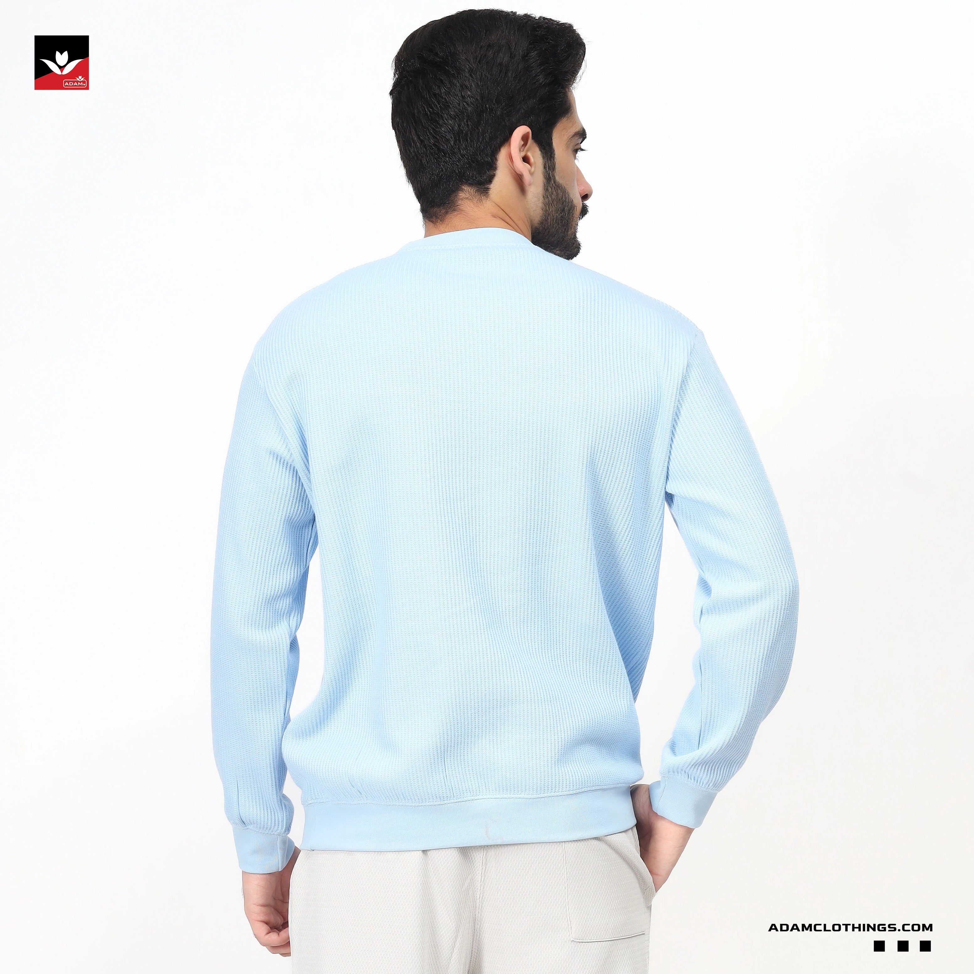 TEXTURED WAFFLE KNIT SKY SWEATSHIRT