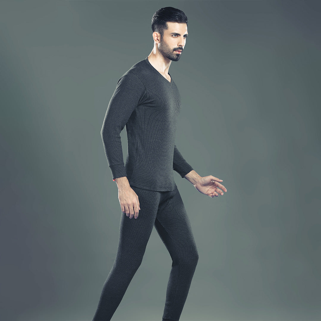 Stripe Black Warmer Suit for men Crew Neck(Pack of 1)