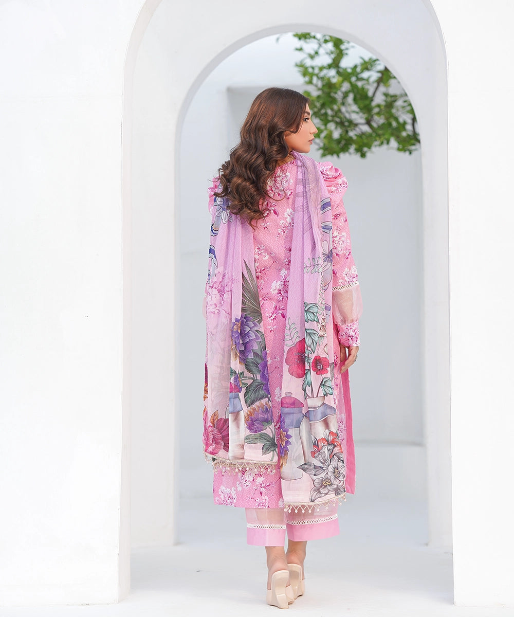 Pink floral printed kurta with pink dupatta draped pose — Pink_r7